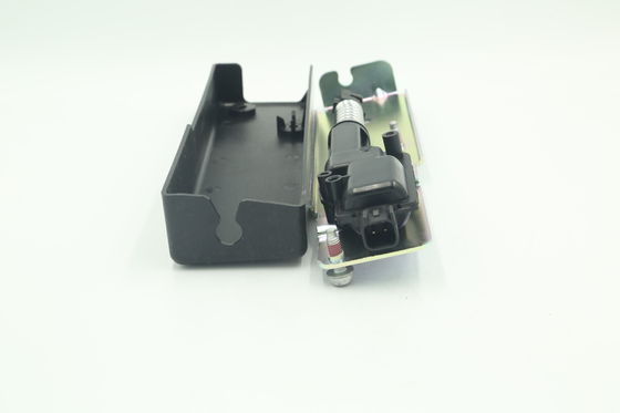 Attuatore di controllo di chiusura del portellone posteriore per Land Rover Discovery 3 4 OE FUG500010