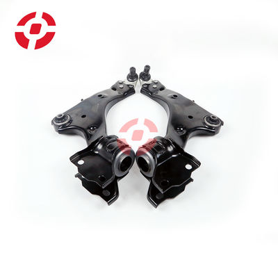 Braccio di comando anteriore superiore per il sistema di sospensione Land Rover con numero di origine LR086107-LR086108