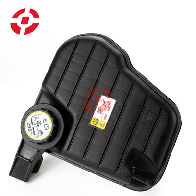 C2D36671 Sistemi di raffreddamento automatici Motore Radiatore Cisterna di raffreddamento Serbatoi di espansione del liquido di raffreddamento