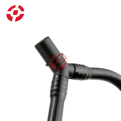 LR050854 Automotive Engine Radiator Pipe Assembly Coolant Uppipe Rubber Line
