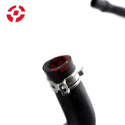 LR050854 Automotive Engine Radiator Pipe Assembly Coolant Uppipe Rubber Line