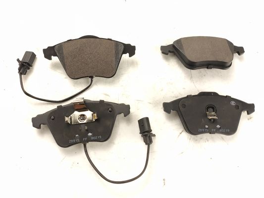 30793618/3074203/31212184/30742029 Pad del freno anteriore Per Volvo C70 V50 S40 V40 V40 Cross Country C30