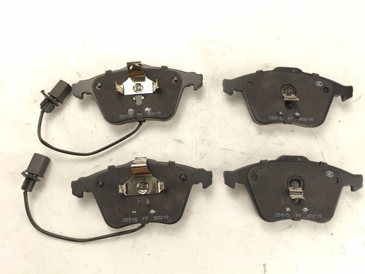 30793618/3074203/31212184/30742029 Pad del freno anteriore Per Volvo C70 V50 S40 V40 V40 Cross Country C30