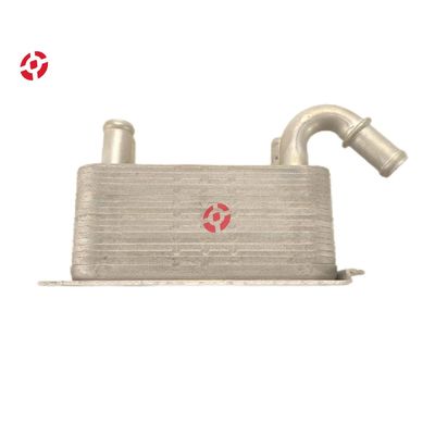 OE 30792231 Sistema di raffreddamento dell'olio del motore a trasmissione Kit di raffreddamento dell'olio del cambio per Volvo