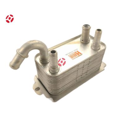 OE 30792231 Sistema di raffreddamento dell'olio del motore a trasmissione Kit di raffreddamento dell'olio del cambio per Volvo