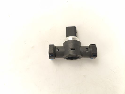 OE 31432653 Fuel Pressure Sensor For Volvo 14-19 S60 S80 V60 V90 XC40 XC60 XC70 XC90